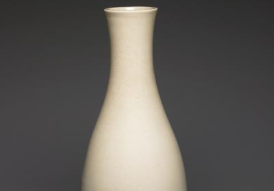 图片[2]-Mallet-shaped vase in white glaze, Zhangzhou ware, Ming to Qing dynasty (1368-1911)-China Archive